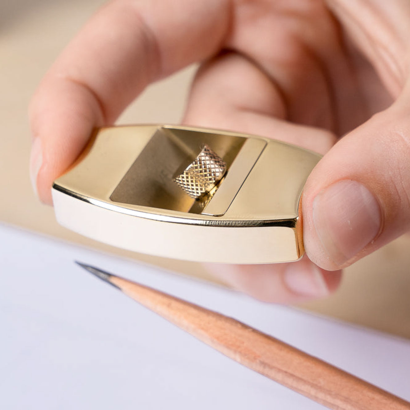 Makers Cabinet Hovel pencil plane, sharpened by drawing a pencil across the blade