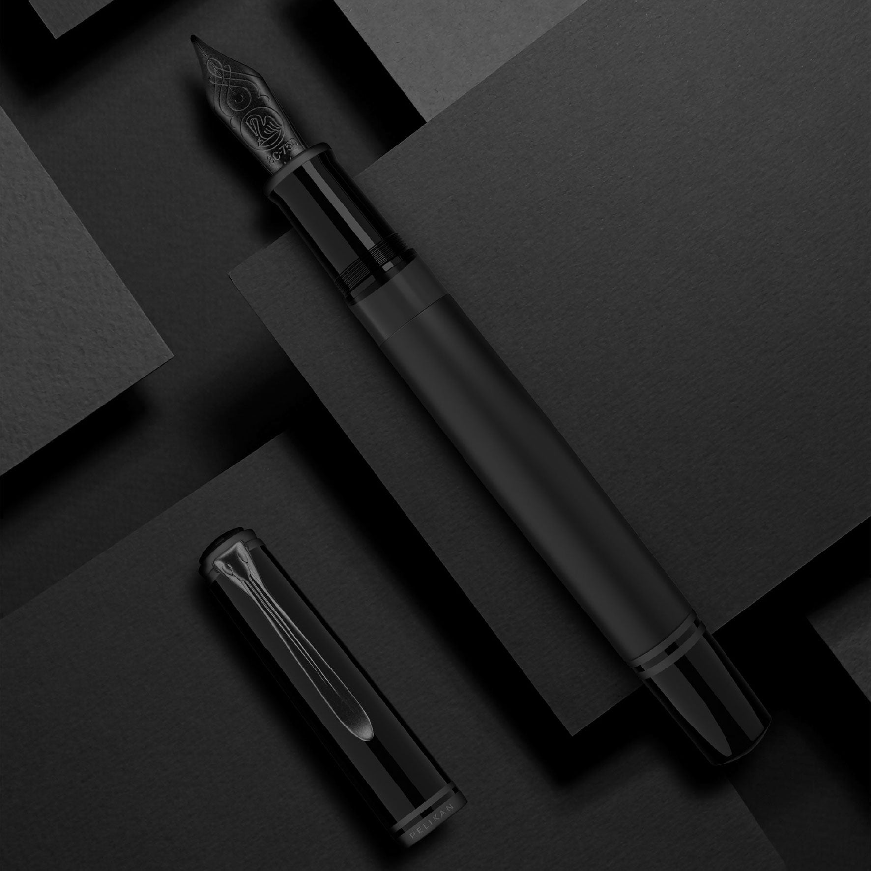 Pelikan - Fountain Pen - Souverän M809 - Black Matt