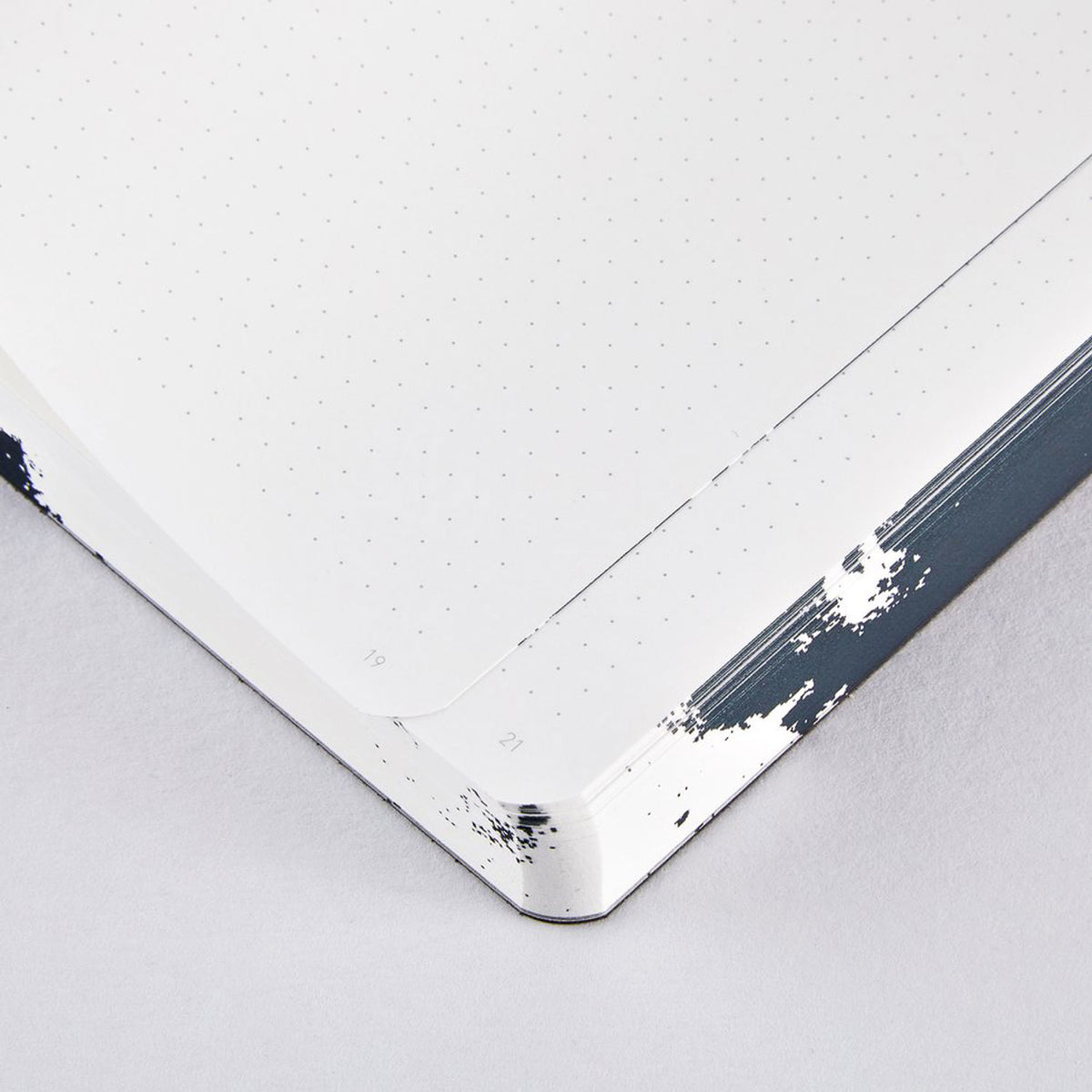 Nuuna - Notebook - Large - Moon