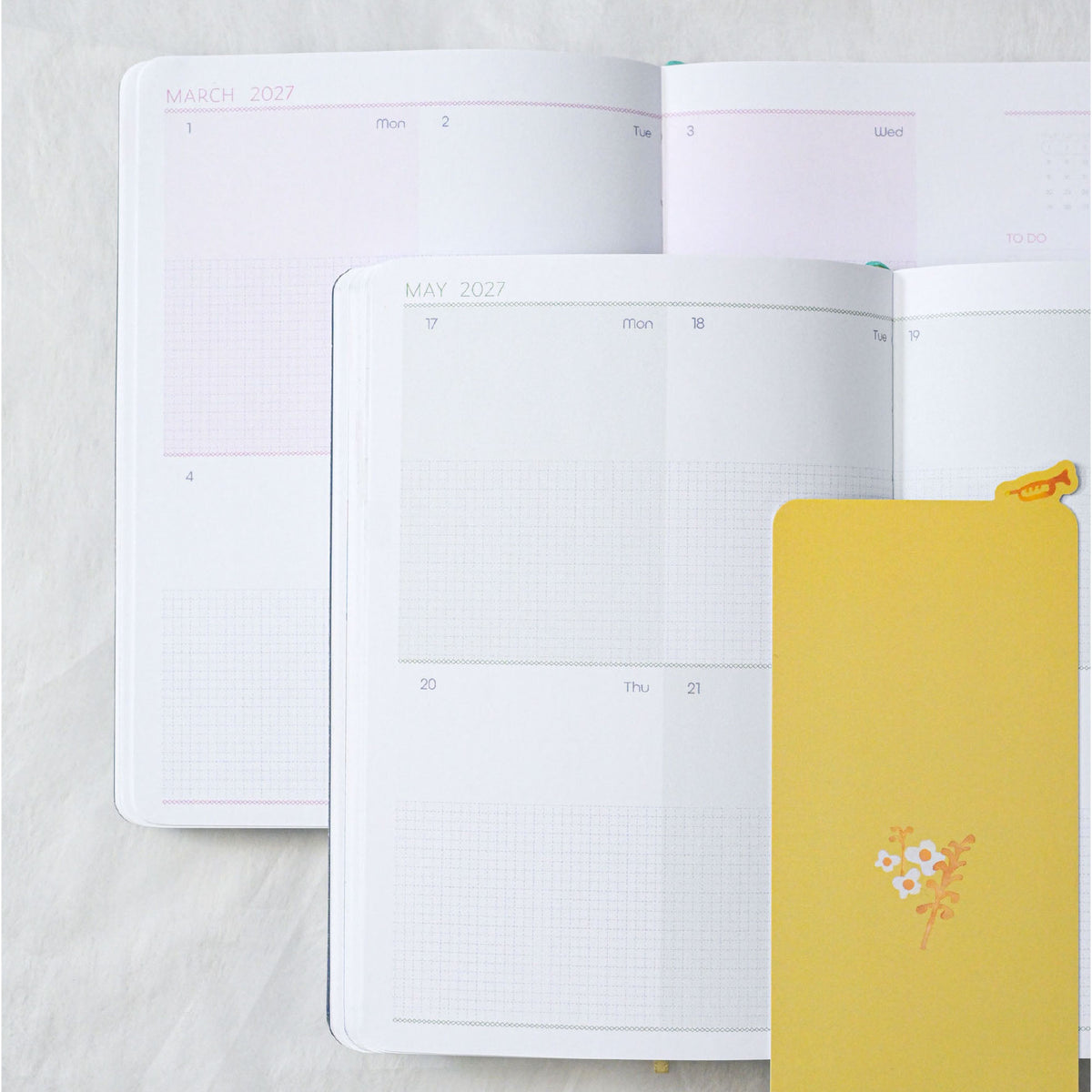 Dodolulu - 2027 Diary - Weekly & Monthly Planner - B6