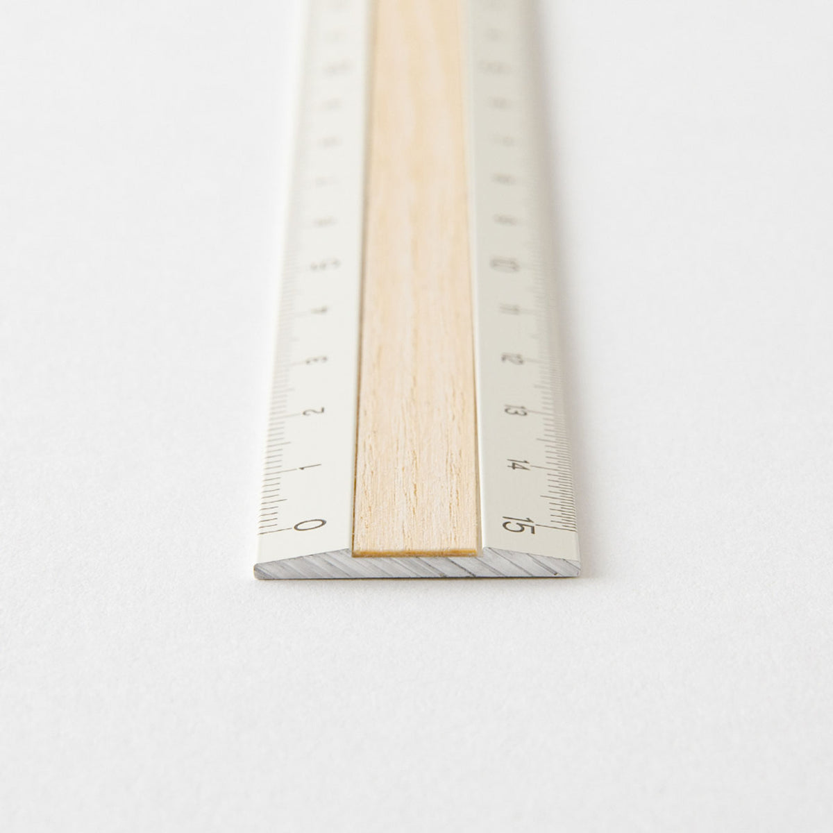 Midori - Ruler - Aluminium - 15cm - Ivory