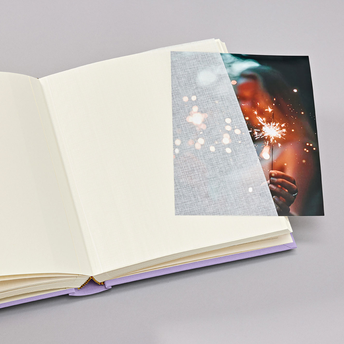 Semikolon - Photo Album - Heritage - Medium - Lilac Silk [Minor Damage]